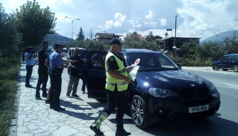 “TË DEHUR, PA LEJE DREJTIMI DHE PATENTË”/ Pesë të arrestuar brenda 24 orëve në Berat (EMRAT)