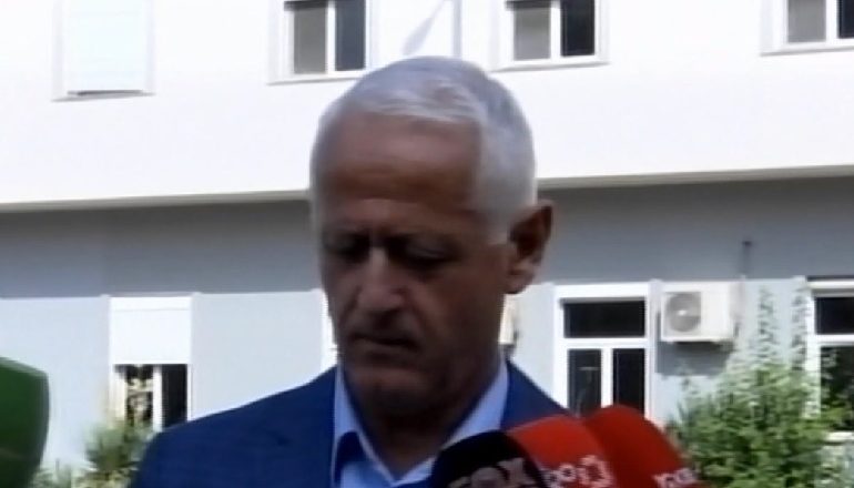 “SI E KA EMRIN KY”/ Gafa e avokatit të Eljon Hatos, gazetarët i vijnë në ndihmë (VIDEO)