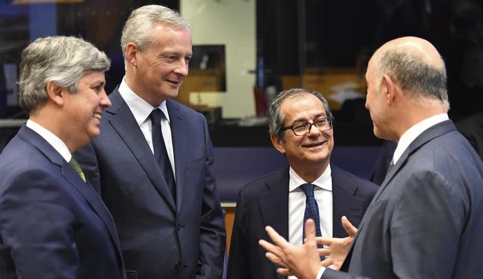 KRIZA E EMIGRANTËVE/ Brukseli paralajmëron Italinë: Do përfundojë si Greqia