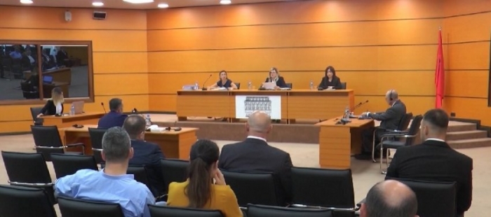 VETTINGU/ 14 vite në detyrë, Prokurori i Krimeve të Renda rrezikon të “DIGJET”