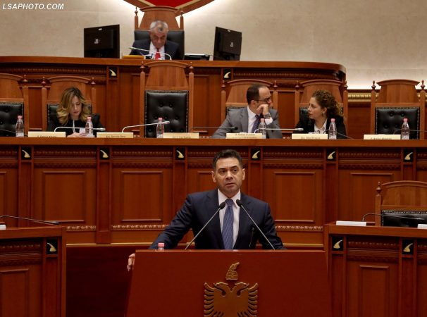 LIGJI PËR KAZINOTË/ Ahmetaj: Program rikualifikimi për ata që dalin të papunë