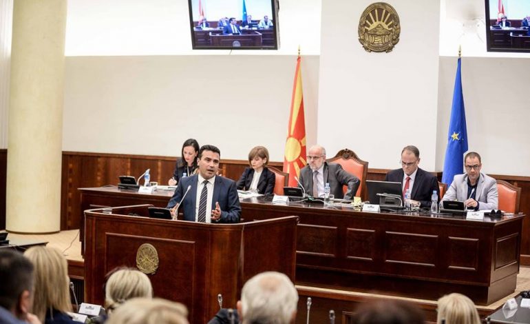 SEANCA PLENARE NË SHKUP/ Zaev: Opozita të votojë ndryshimet kushtetuese