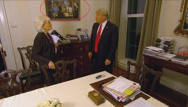 PIKTURA E VEÇANTË QË TËRHOQI VËMENDJEN E SPEKTATORËVE / “DonaldTrump kërkon të ndihet i rëndësishëm”