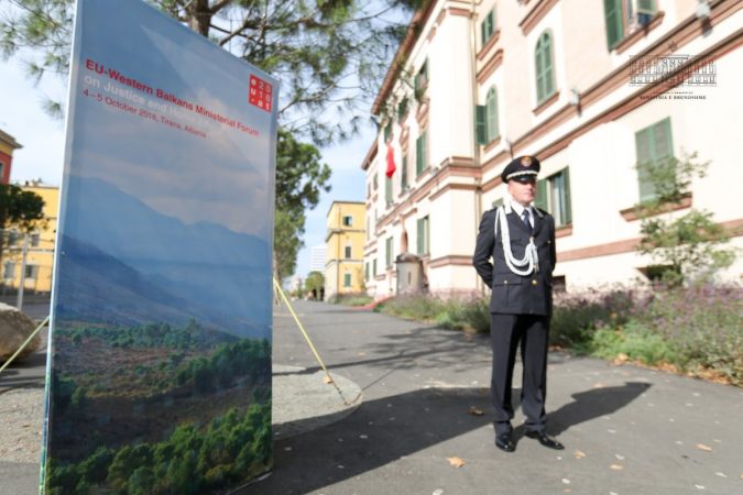 SIGURIA NË BE DHE RAJON/ Ministri Xhafaj jep njoftimin e rëndësishëm: 4 ditë të ngjeshura me…