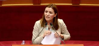“ARRESTIMET E BUJSHME”/ Deputetja e PS flet flet për ish-kolegët: Njerëzit që abuzojnë me pushtetin nuk… (VIDEO)