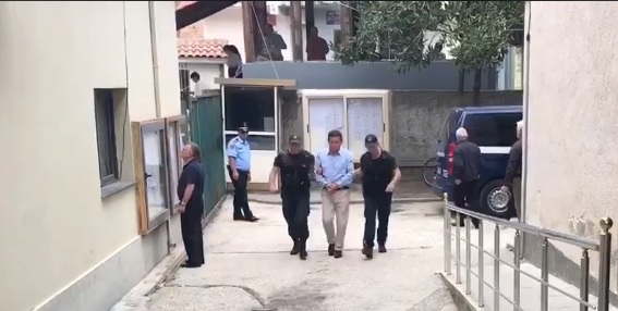 “U ARRESTUA SE ISHTE I DEHUR”/ Flet Veliu pas lirimit: Testi është bërë disa orë pas ngjarjes, kërkoj të…