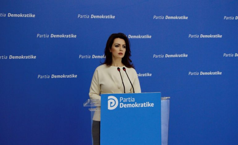 AKUZAT DREJT QEVERISË/ Duma: Shteti kokë e këmbë për të mbrojtur vëllain e ministrit