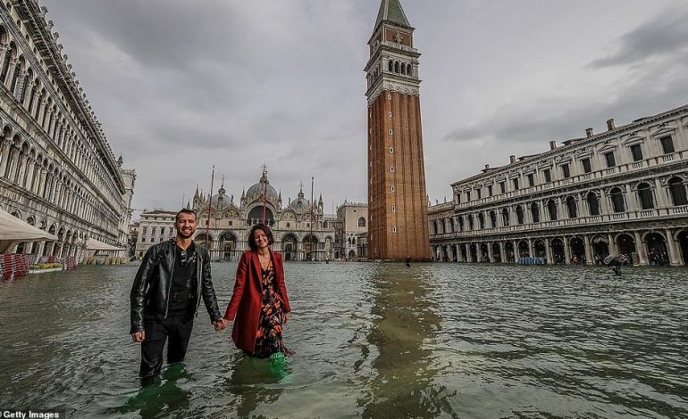 ITALIA PRANË KODIT TË KUQ/ Përmbytjet në Venecia në rekorde historike (VIDEO)