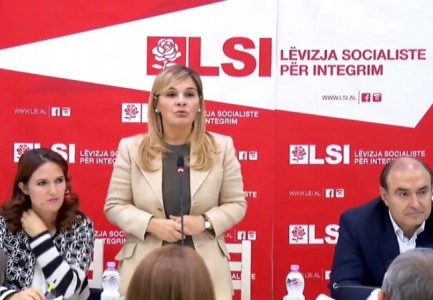 VRASJA NË BLLOK/ Kryemadhi: 100 m larg zyrës së Ramës qëllohet me pistoleta, sikur të jenë fëmijë duke luajtur lojë luftash…