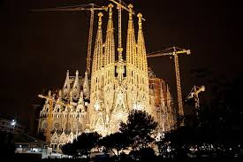 VENDI MË I VIZITUAR NË BARCELONË  MË NË FUND LEGALIZOHET/ “Sagrada Familia” më shumë se një kult