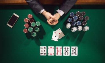ENVER ROBELLI/ Pokeri i mbetur në gjysmë