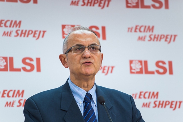 “PËRGJIGJU!” Petrit Vasili i jep “ULTIMATUM” Ramës: Më trego shpejt kush janë…