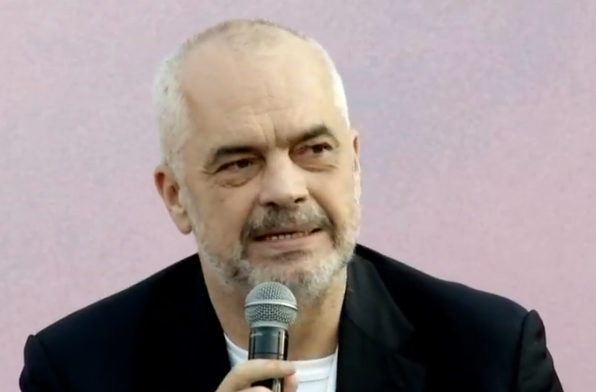 MBLEDHJA E QEVERISË NË KUKËS/ Rama: Do të bashkojmë doganat me Kosovën, askush nuk na ndalon dot!