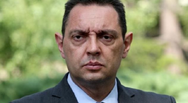 USHTRIA E KOSOVËS/ Ministri serb: Terroristët po marrin armët në duar