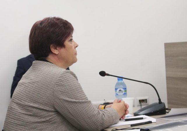 “I SHET MAKINAT MË SHTRENJTË SE I BLEN”/ KPK shkarkon gjyqtaren Entela Prifti