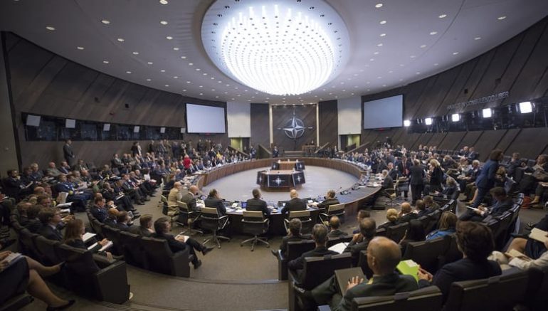 VENDET ANËTARE TË NATO/ Xhaçka: Deri në 2024, buxheti për mbrojtjen 2% e GDP