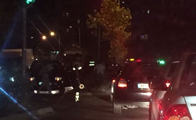 AKSIDENT I RËNDË NË TIRANË/ Tre MAKINA bëhen “përshesh”. Plagoset…