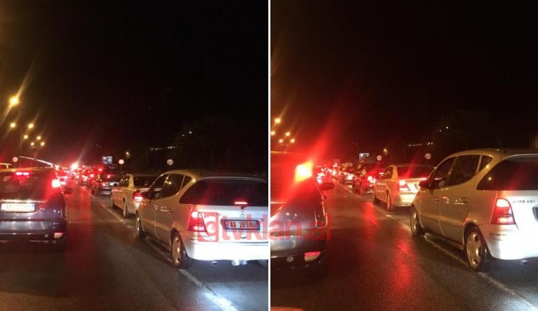 MOTI “RËNDON” TRAFIKUN/ Aksident zinxhir në Tiranë, përplasen KATËR makina