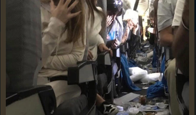 TMERR NË AVION/ Ulërima dhe pasagjerë të gjakosur (FOTO+VIDEO)