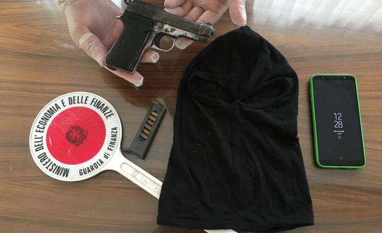 “SKIFTERI” SHQIPTAR NË ITALI/ Kapet nga policia me pistoletë edhe…