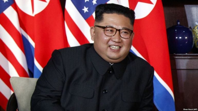 LIDERI I KORESË SË VERIUT/ Kim Jong Un fton Papa Françeskun në Phenjan