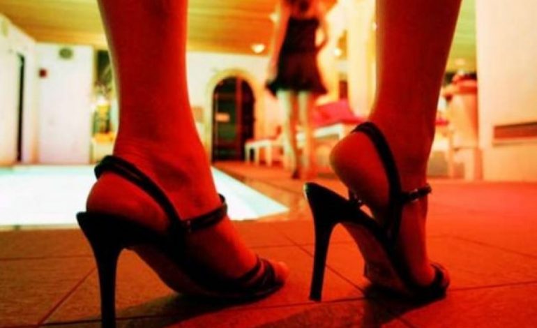 DËNOHET RRJETI I SHQIPTARËVE/ Mbushnin me prostituta Tuluzin, në krye vëllezërit Goni e Keli