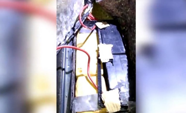 4 KG KOKAINË TË FSHEHURA NË BATERINË E MAKINËS/ Kapet FIERAKU 46 vjeç. Kishte… (VIDEO)