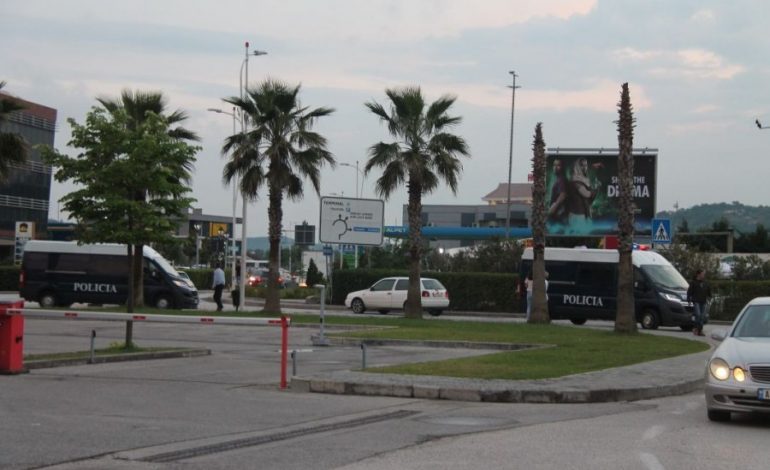 NDODH NË TIRANË/ Policia gjen në Rinas gruan dhe dy djemtë e zhdukur dhe i kthen në shtëpi
