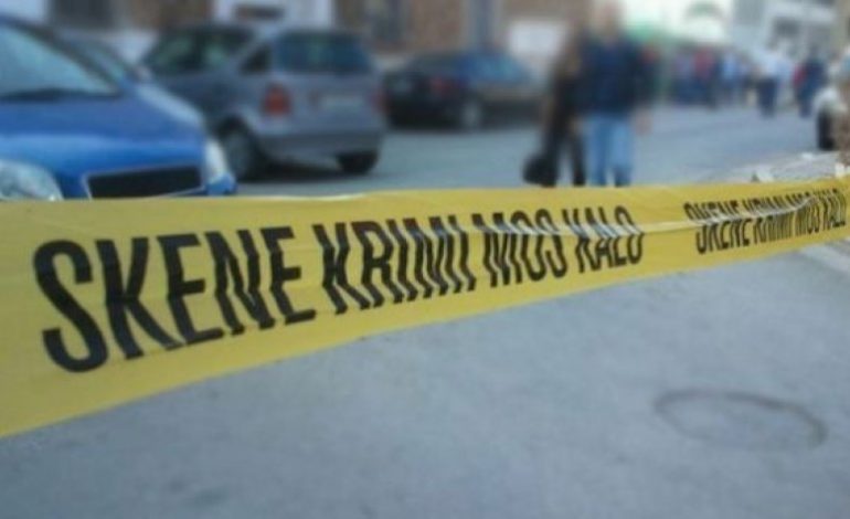 E FUNDIT/ 24 vjeçari PLAGOSET në këmbë. Nuk iu përgjigj policisë dhe…(EMRI)