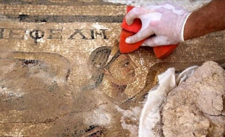 ZBULOHET NJË MOZAIK 1,800 VJEÇAR NË TURQI/ Drejtori i muzeut të Antalias: Në të shfaqet…