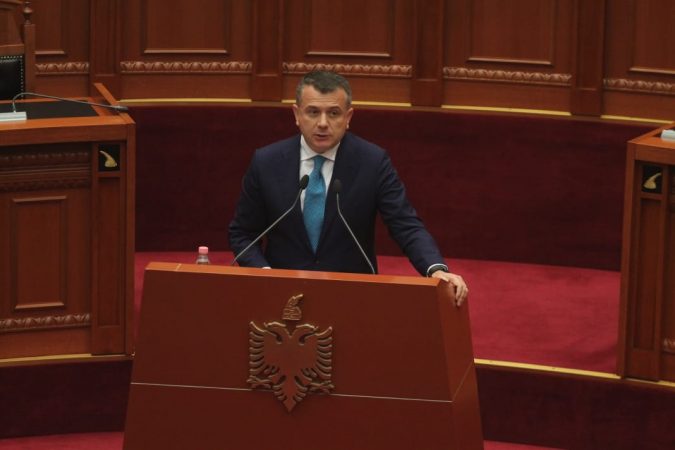LIGJI PËR LOJËRAT E FATIT/ Balla: Lulzim krimi s’luftohet me videot që prodhon nga SHQUP
