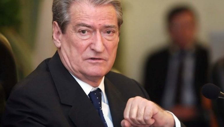 “XHISIELA”/ Berisha publikon videon: Taulanti na shfaqet si punëtor i dalluar partie