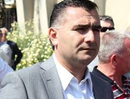 “ZËRI I AMERIKËS” KOMENTON ARRESTIMETE DY ISH-DEPUTETËVE/ Specifikon se Arben Ndoka ka qenë fillimisht “demokrat”