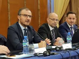 REFORMA ZGJEDHORE/ Ambasadori i BE-së: Është kyçe për rrugën e Shqipërisë drejt “familjes europiane”