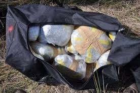 SEKUESTROHEN 16 KILOGRAMË DROGË NË IGUMENICË/ Arrestohet 19-vjeçari shqiptar