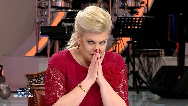 “E DENONCUAN PËR KËRCËNIM”/ Reagon Eni Çobani: Nuk ka pasur asnjë…