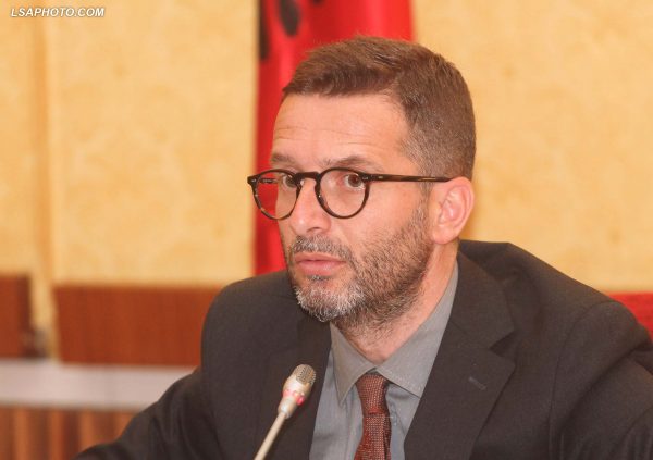 PROJEKT LIGJI PËR TOKËN BUJQËSORE/ Braçe: Qeveria të kthejë përgjigje brenda nëntorit