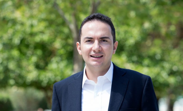 “I PAGUAR ME FONDE SEKRETE GREKE”/ Salianji mohon akuzat: Lista është nxjerrë nga….