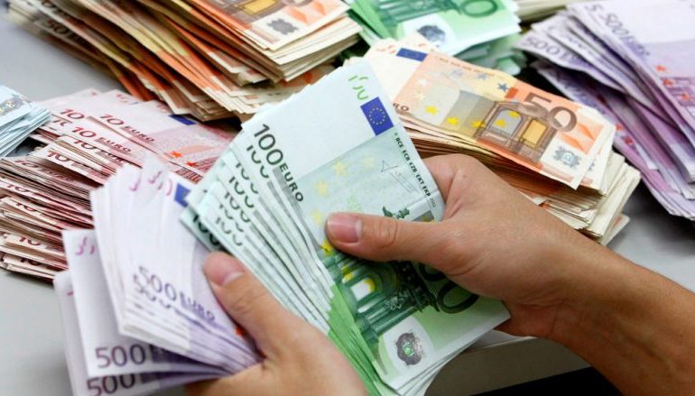 RAPORTI I FMN/ Shqipëria, si Argjentina, në zonën e rrezikut për borxhin e lartë në valutë