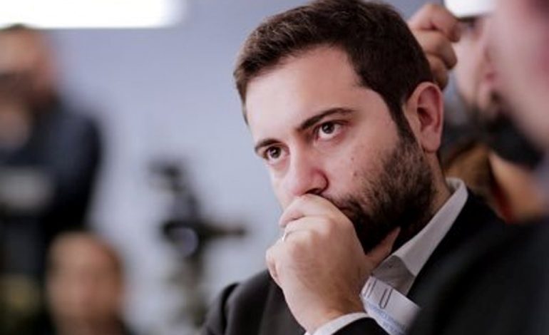 POSTIMI I BERISHËS PËR RAMËN/ Fuga e nxjerr huq: O dhespot i stërplakur, ceremonia është mbajtur në shtetin e Izraelit