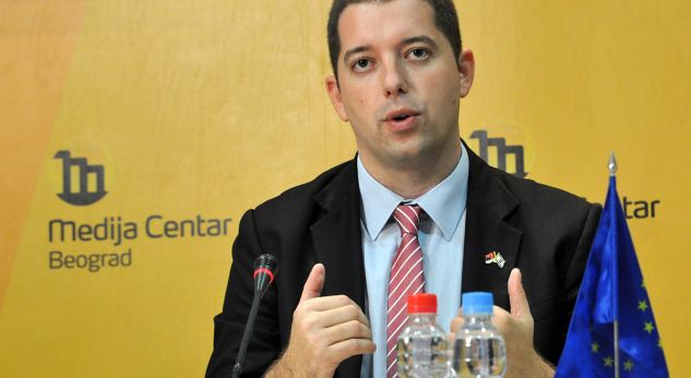 MARRËDHËNIET KOSOVË-SERBI/ Gjuriç: Nuk bëjmë kompromis për ta njohur pavarësinë