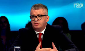 “XHISIELA”/ Peza: Vajza është kthyer në “VIKTIMËN” e politikës. Fenomeni duhet të marr fund