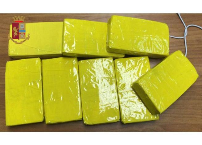 “SKIFTERI” SHQIPTAR NË ITALI/ Kapet me 100 mijë euro heroinë, kur policia e ndaloi… (EMRI)