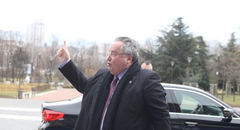 “DESHËN TË MË VARROSNIN THELLË”/ Ja detajet e dorëheqjes së Kotzias