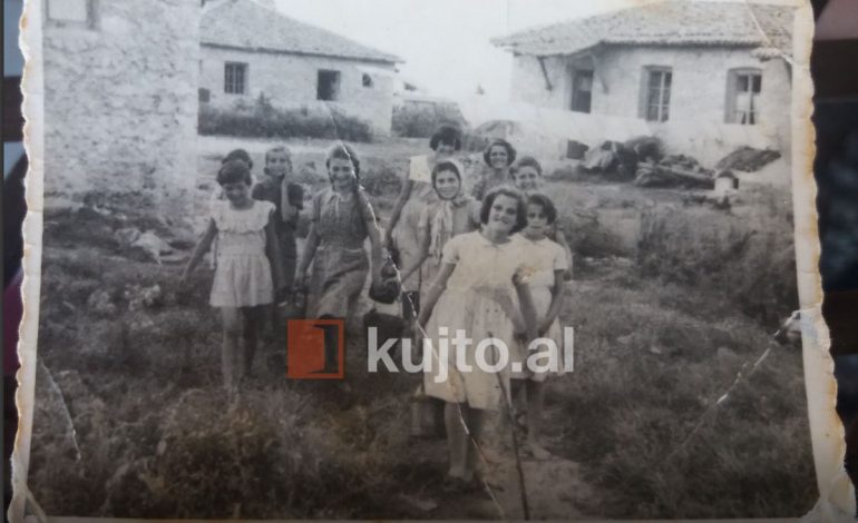 VUAJTJET E KOMUNIZMIT/ Fëmijët e kampeve të internimit, dhuna dhe uria nuk ua fshiu dot buzëqeshjen