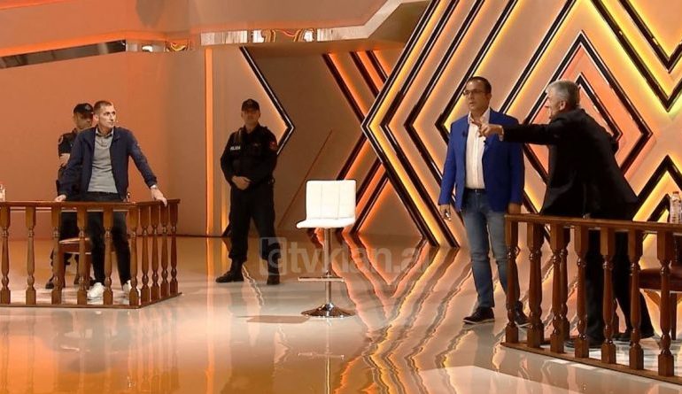 “PËR MUA VDIS, TË MARTË MORTJA”/ Babai “dënon” djalin e burgosur që pretendon se është i pafajshëm (VIDEO)