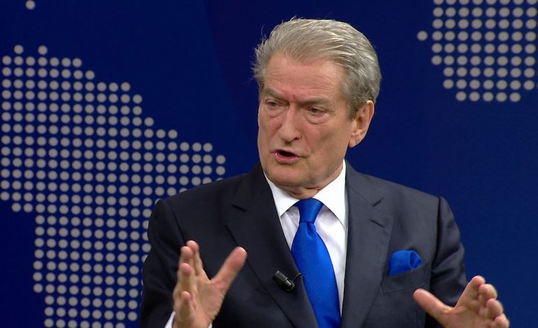 ZGJEDHJET/ Berisha: Bashkëqeverisje me Ramën do të thotë “puthje me vdekjen”
