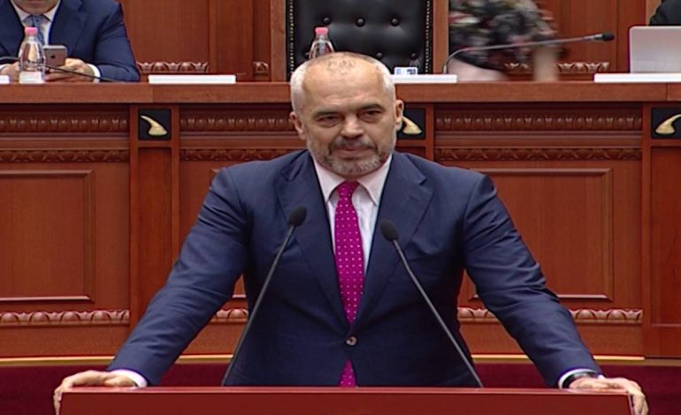 NGA “EZELI” TEK “SKLLAVJA IZAURA”/ Kryeministri ironi me opozitën: Telenovela, Luli dhe….