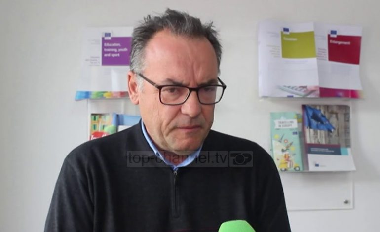 EKZEKUTIMI I EKSTREMISTIT/ Kaçifas nuk u vra për flamurin, por e provokoi policia