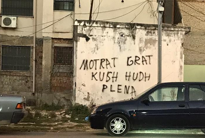 KA EDHE KËSHTU! Kur kavajsit tregohen të sjellshëm! (FOTO)